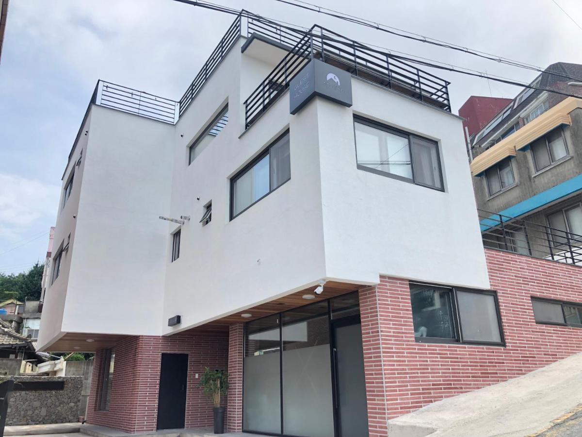 Cheukhu-Dong 19Street Guesthouse Mokpo Exterior photo
